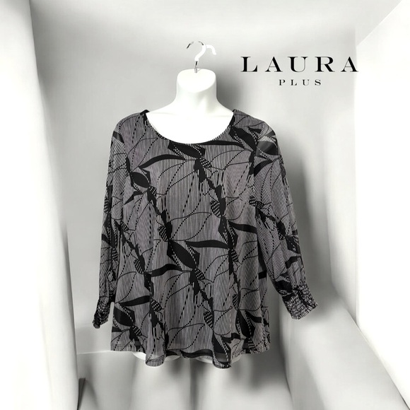 Laura Plus, Plus Size Black & White Patterned Blouse, Size 2X - Picture 1 of 9